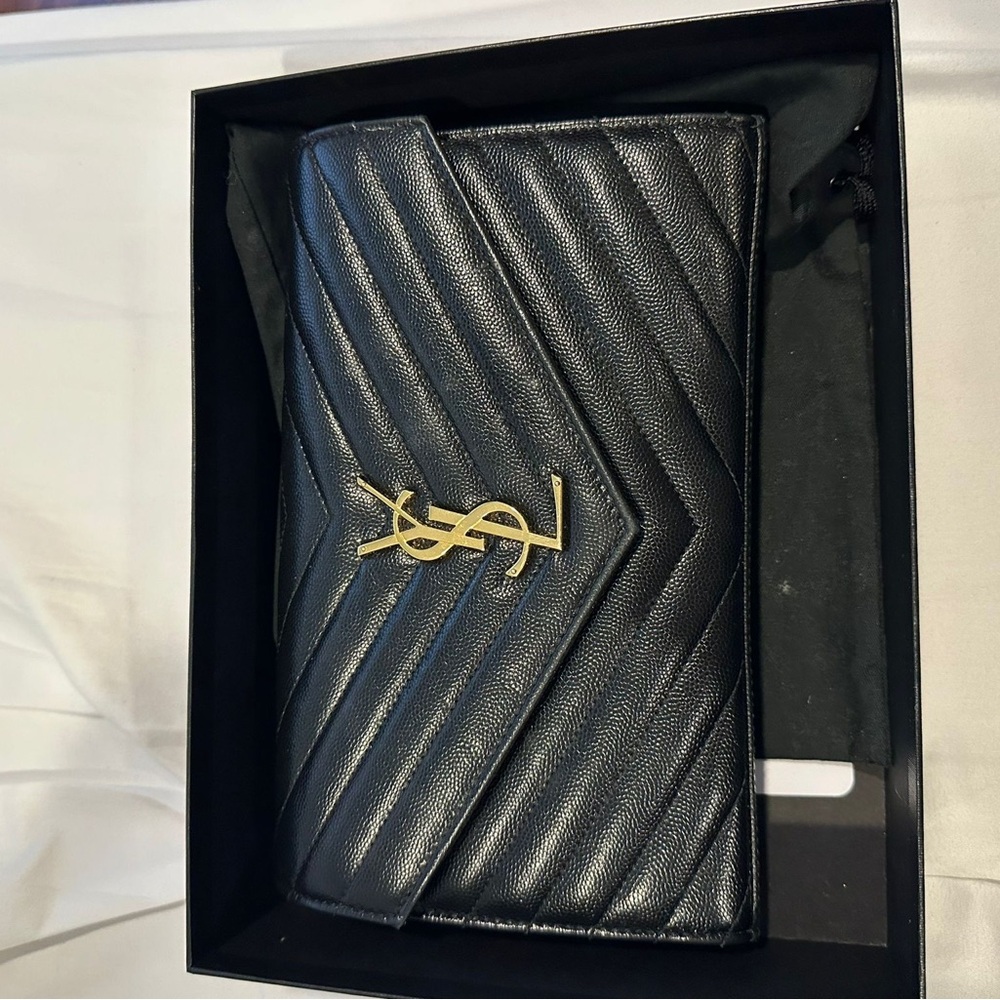 Ysl Monogram Large Wallet On Chain In Grained Lea… - image 1